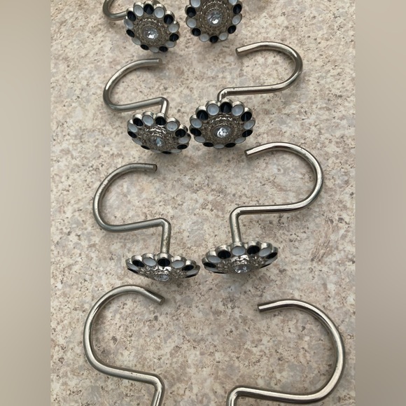 Shower Curtain Rings Silver White and black - Picture 6 of 6